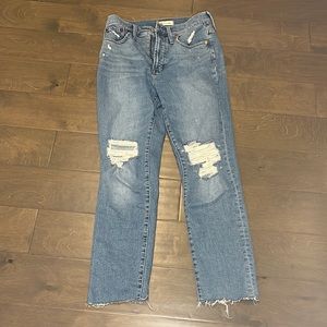 Madewell perfect vintage jean destructed raw hem 25” inseam size 27 EUC straight